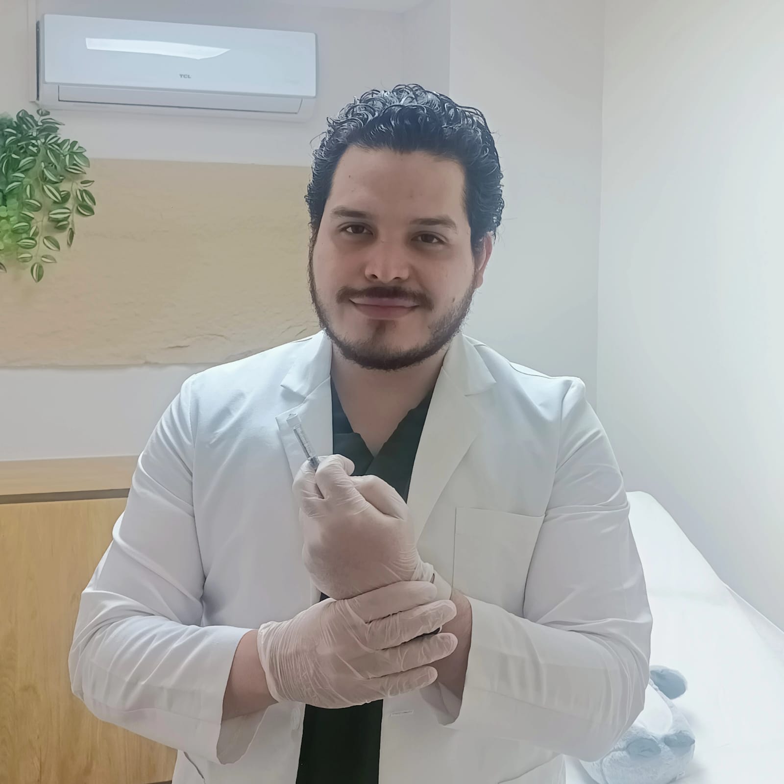 DR.LUIZ ENRIQUE SANCHES BRAVO GUADALAJARA